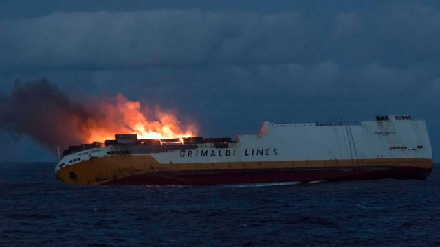 Report: String Of Massive Blazes At Sea Worrying Shipping Industry
