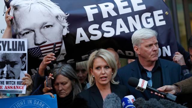 Assange Charges Finally Reveal Why Chelsea Manning Is Sitting In Jail