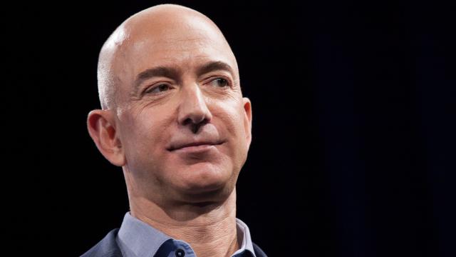 6000 Amazon Employees, Including A VP And Directors, Are Now Calling On Jeff Bezos To Stop Automating Oil Extraction