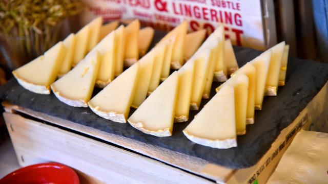 A Common Preservative In Cheese And Bread Could Negatively Affect Our Metabolism, Study Finds