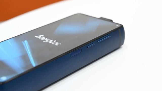 Energizer’s Gigantic Battery Phone Just Ran Out Of Juice