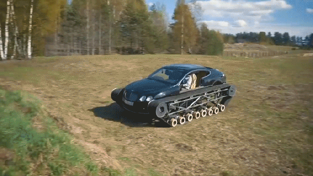 The Way These Russian Mechanics Built This Bentley ‘Ultratank’ Is Utterly Fascinating