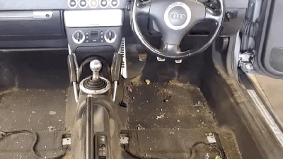 Watching This Guy Obsessively Clean A Filthy Old Audi TT Is Incredibly Satisfying