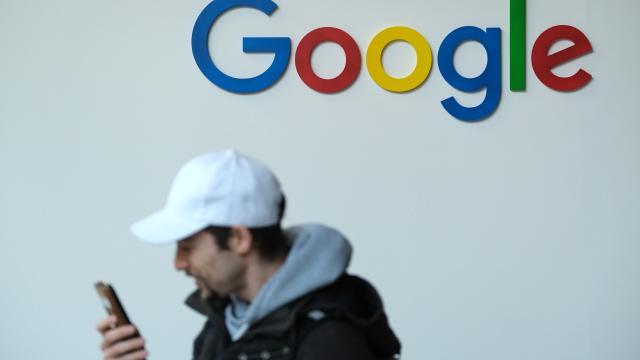 Big Tech Lawyer Earns His Paycheck Arguing Google Doesn’t Dominate Search