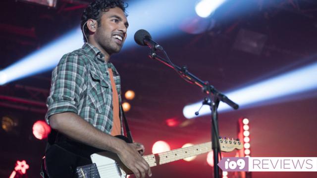 Danny Boyle’s Yesterday Is A Fascinating, Complex Fantasy Set To The Music Of The Beatles