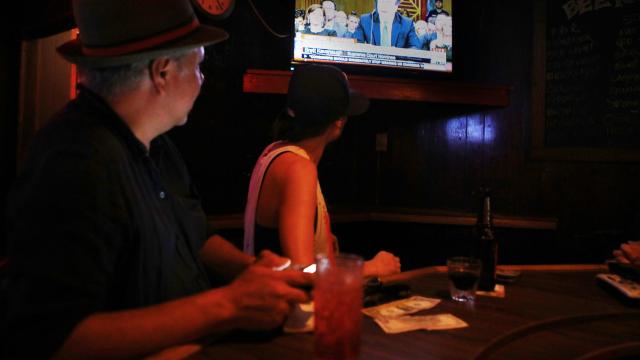 Report: Almost Every American Is Incapable Of Staring At Just One Screen