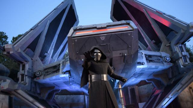 Disneyland’s Star Wars: Galaxy’s Edge Is Now Open To All