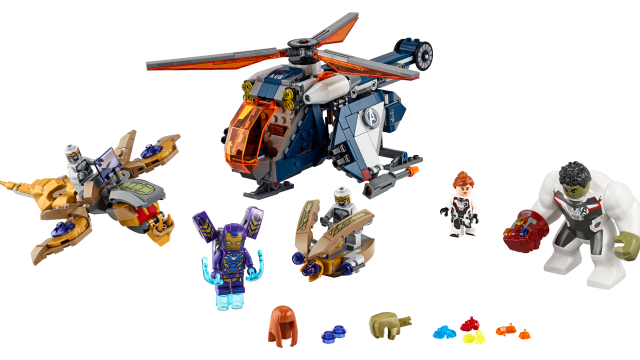 Lego’s New Avengers: Endgame Set Brings A Helicopter To An Infinity Gauntlet Fight