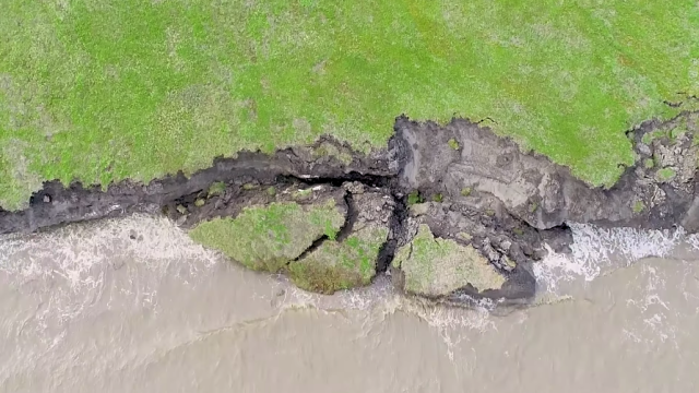 New Footage Shows Just How Alarmingly Fast An Arctic Island Is Crumbling Into The Sea