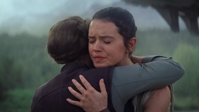 Daisy Ridley Has A Funny Memory Of That Hug Scene With Carrie Fisher That’s Going To Be In The Rise Of Skywalker