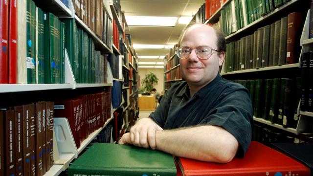 Wikipedia Co-Founder Picks A Nice Day To Log Off