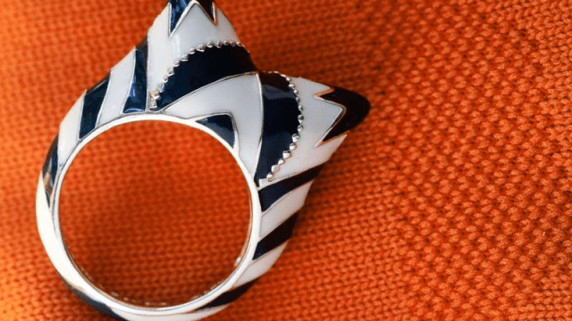 This Ahsoka Tano Ring Is Brilliant, Beautiful, And Probably Very Handy In A Fight