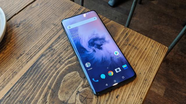 7 Ways OnePlus And OxygenOS Beat Google’s Stock Android