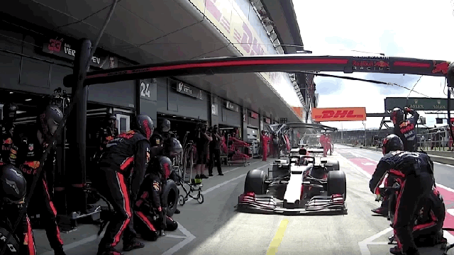 Behold: The Fastest Formula One Pit Stop Ever