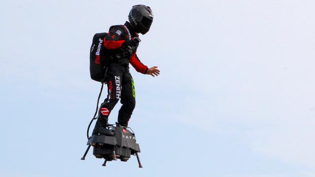Flyboard Inventor Fails To Cross The English Channel, Falls Into Water