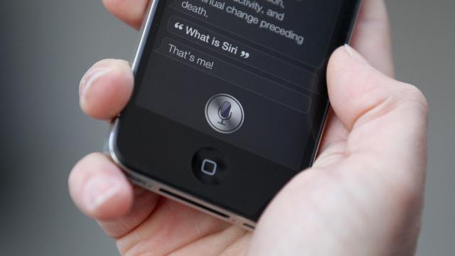 Apple Contractors Reportedly Overhear Sensitive Information And Sexy Times Thanks To Siri