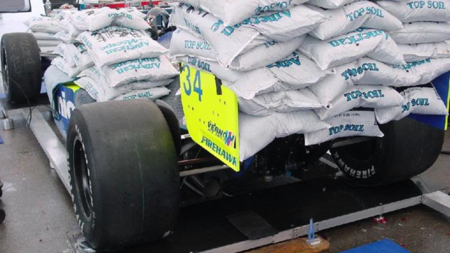 Here’s Why There’s 1.8 Tonnes Of Manure Stacked On This Racecar