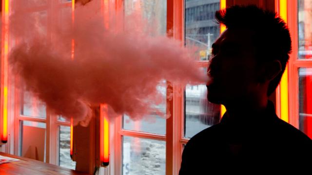 America’s FDA Investigating 127 Incidents Of Seizures Possibly Linked To Use Of E-Cigarettes
