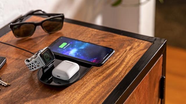 Mophie’s 3-in-1 Wireless Charging Pad Isn’t AirPower, But It Will Have To Do