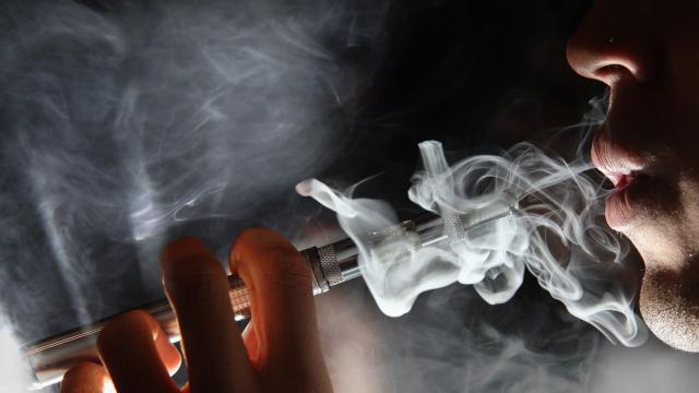 Dozens Of People In Multiple US States Have Lung Disease Linked To Vaping, And No One Knows Why