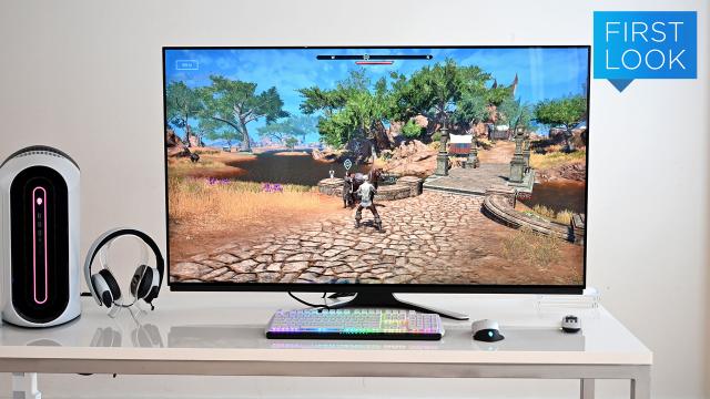 Alienware Made The World’s First 55-inch OLED Gaming Monitor, And It Looks Sick