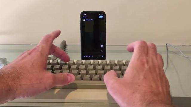 Typing On The iPhone Sounds Amazing With The Original Mac Keyboard Attached