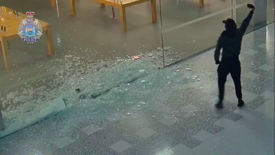 Australian Thieves Steal More Than $440,000 In Apple Products After Smashing Glass Wall With Sledgehammer