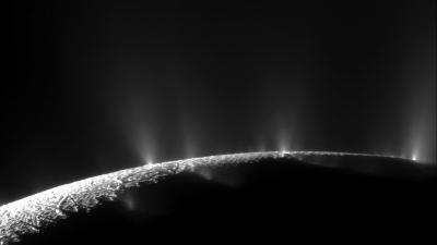 Scientists Uncover New Organic Molecules Coming Off Saturn’s Moon Enceladus