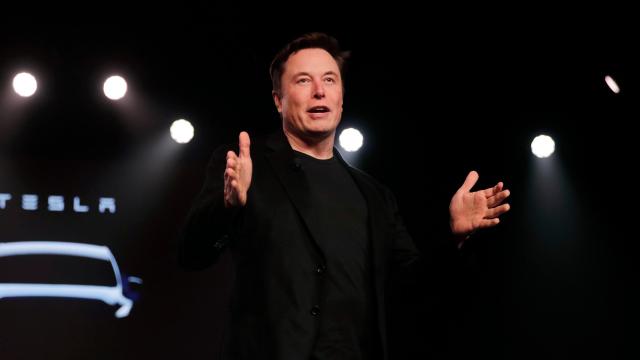 Report: Brain Genius Elon Musk Got Rolled By World’s Most Obvious Grifter After ‘Pedo Guy’ Tweets