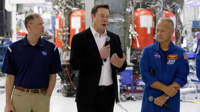 Elon Musk: NASA Can Share SpaceX’s IP With Literally Anybody, ‘No Charge’