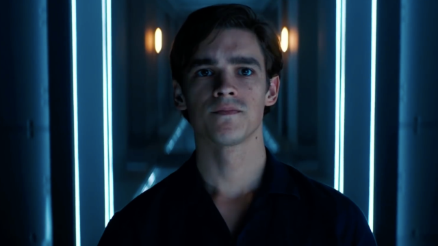 Titans’ Brenton Thwaites On Why Dick Grayson Has To Hit ‘Rock Bottom’ To Become Nightwing