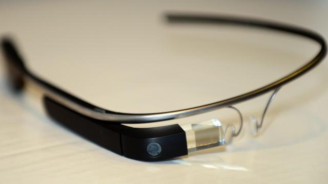 Google’s Finally Ditching Support For Its Explorer Edition Of Glass
