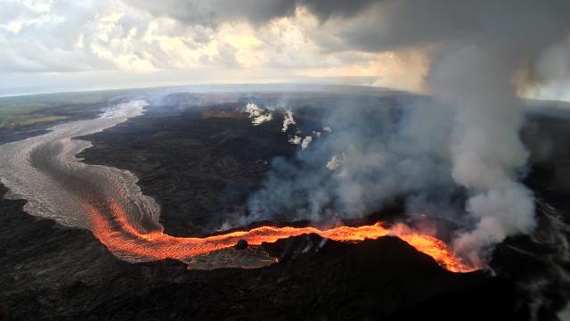 Even After Erupting For Three Months Straight, Kilauea Still Contains A Shocking Amount Of Magma