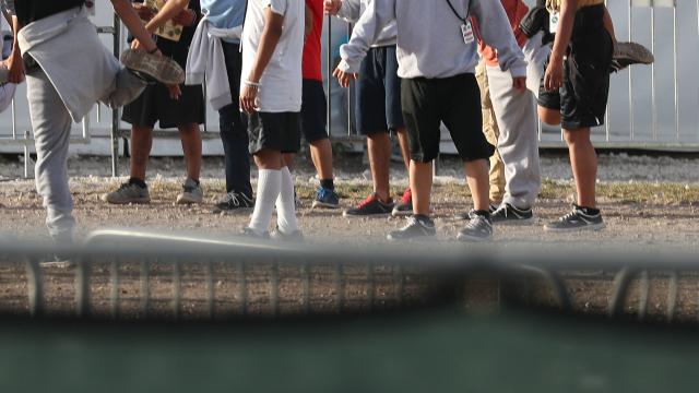 US Immigration Granted Access To Data On Migrant Children As Part Of Deportation Initiative