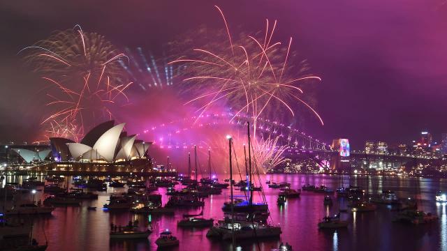 New Year’s Eve Fireworks In Sydney Will Go Ahead Despite Fires, Wind And Smoke