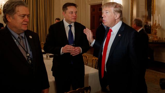 Big Praise: Trump Says Elon ‘Does Good At Rockets,’ Zuck’s ‘Done A Hell Of A Job’