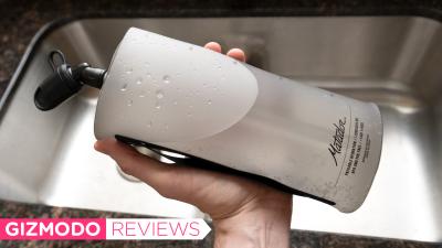 This Squishy Water Bottle Would Be Perfect If Filling It Weren’t So Dumb