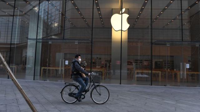 Ongoing Coronavirus Outbreak Postpones Reopening Of Apple Stores In China