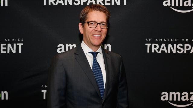 Amazon Exec Jay Carney Cites Sanders Praise Out Of Context, Promptly Melts Down On Twitter