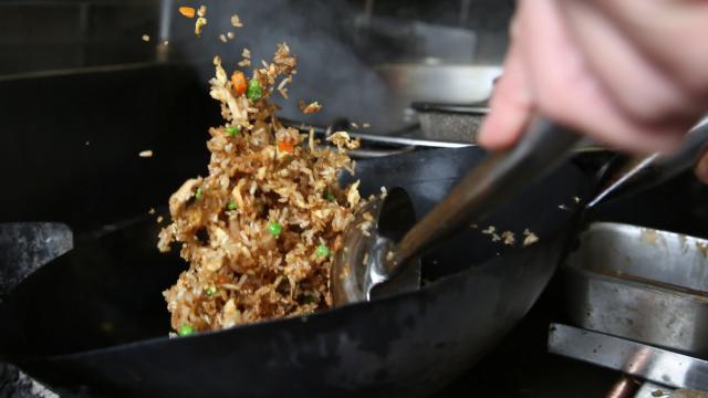 Here’s The Best Way To Make Fried Rice, According To Hungry Engineers