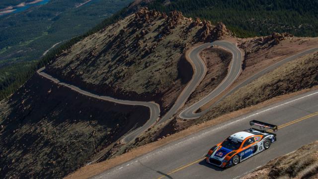 Here’s What Makes The Pikes Peak Hill Climb So Dangerous