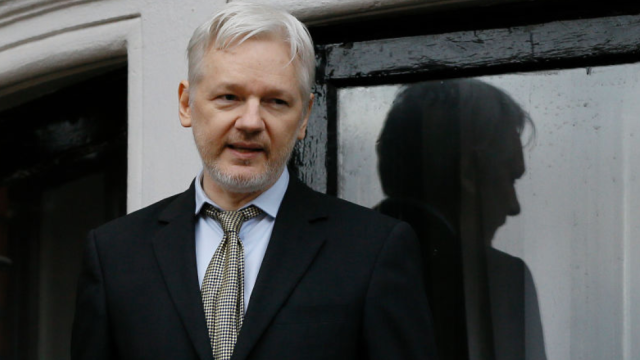 Australian MPs Call On The PM To Block Assange’s Extradition