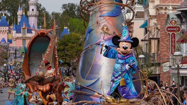 Disneyland And Disney World Remain Open Despite Coronavirus, But Are Taking Extra Precautions
