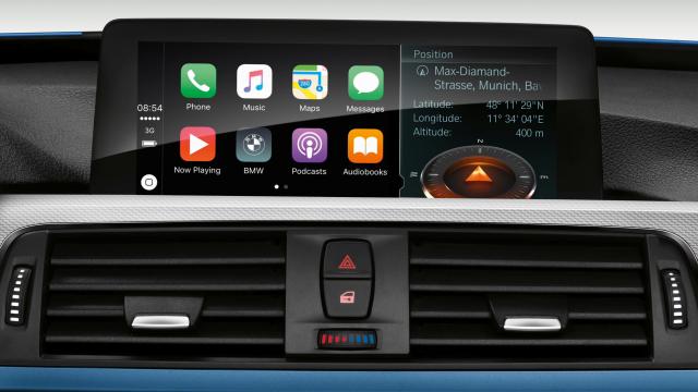 Apple CarPlay Can Be Worse For Your Reaction Time Than Driving Under The Influence: Study