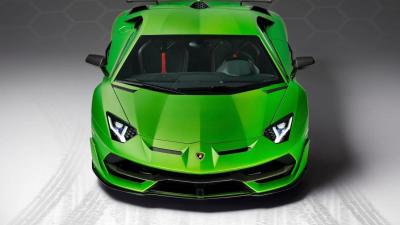 2020 Lamborghini Aventador SVJ Owners Could Get Trapped Inside Thanks To New Worker At Factory