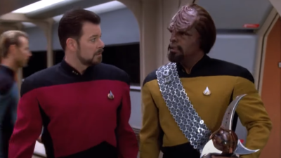 These Hilarious Star Trek Videos Turn Bloopers Into Canon