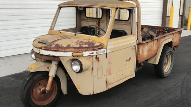 You Know It’s Bad When ‘Bring A Trailer’ Is Offering This Rusty Shitbox Mitsubishi Three-Wheeler