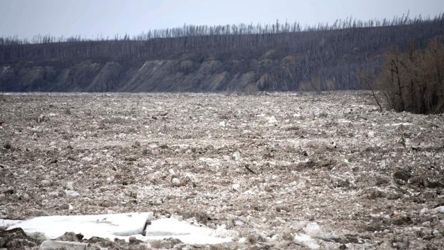 24-Kilometre Ice Jam Hits Canada’s Tar Sands Capital, Causing Floods And Evacuations