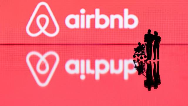 Full-Time Airbnb Hosts Strive For Justice