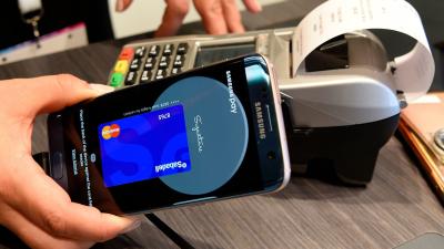 Samsung Hops On The Finance Train, Announces New Debit Card